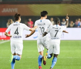 宝威体育-泰达迎击上港，球队备战如火如荼